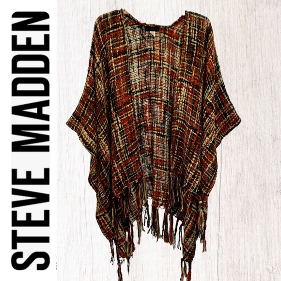 Steve Madden Accessories - “Steve Madden” nubby yarn woven shawl with fringe- OS